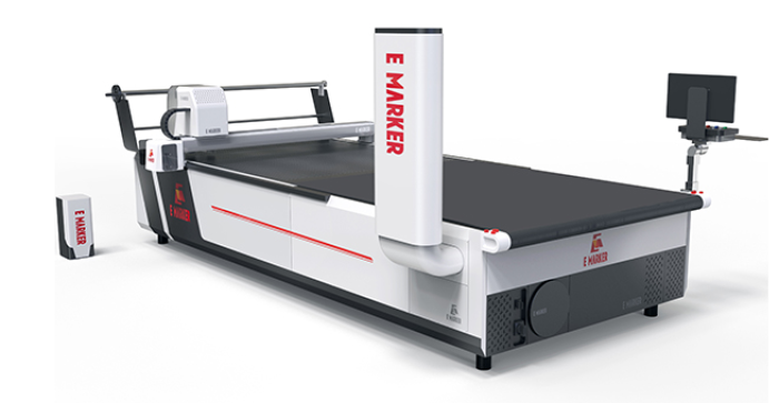 Automatic cutting bed / Computer cutting bed / Garment fabric cutting machine